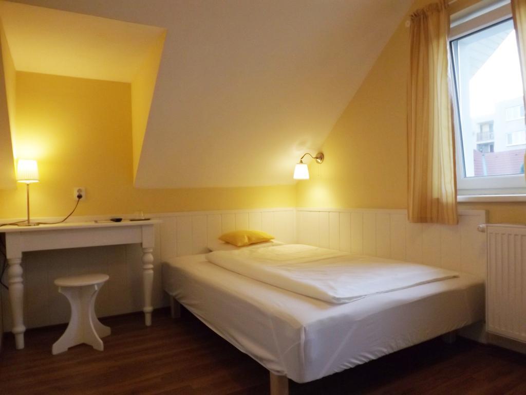 Villa Sipeky Senec Rom bilde